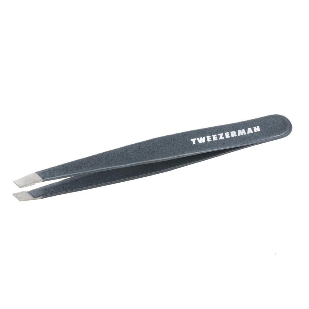 Tweezerman pinces à sourcils biseautées inox bleu pierre vue face pour précision