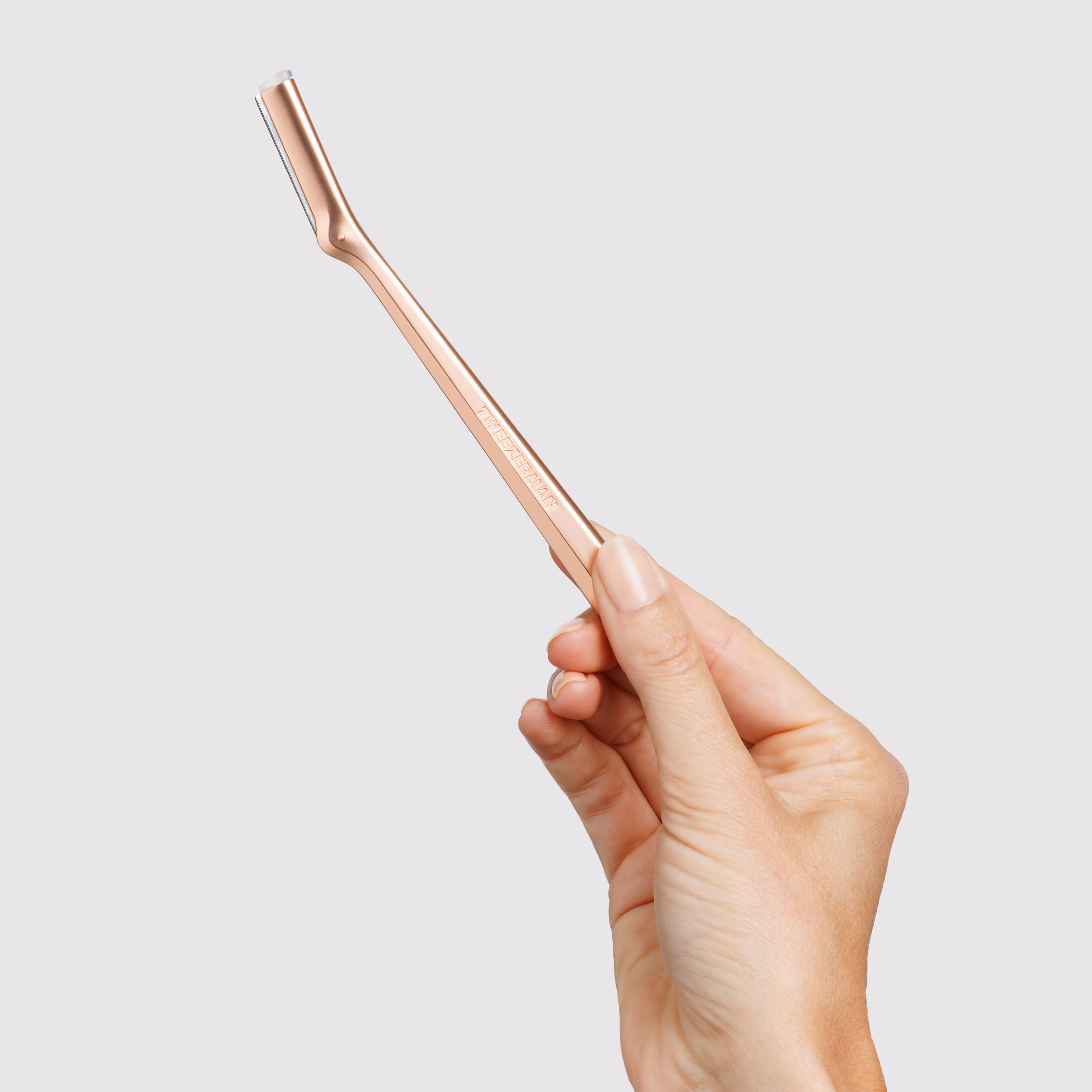 Guidage selon la pousse des poils pour limiter les irritations.