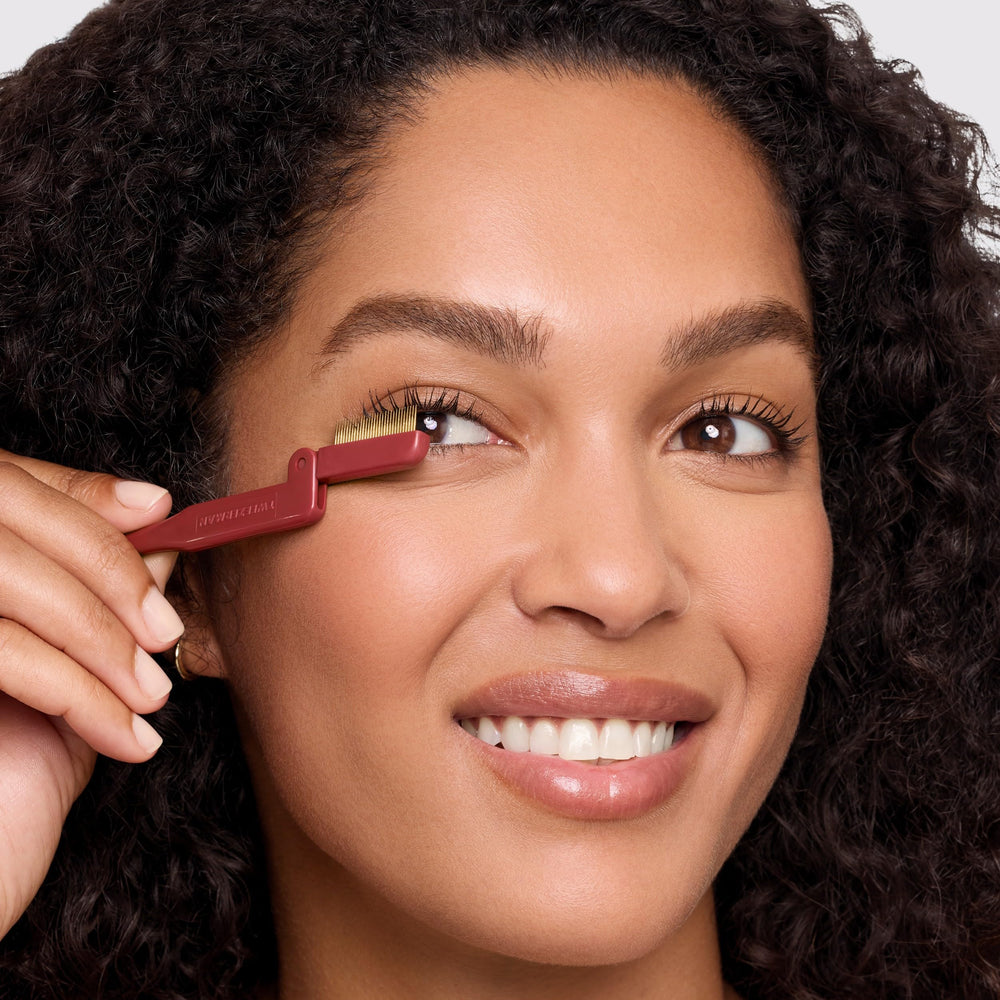 Coffret Tweezerman Vintage Rose Lash, cadeau élégant pour le soin des yeux.
