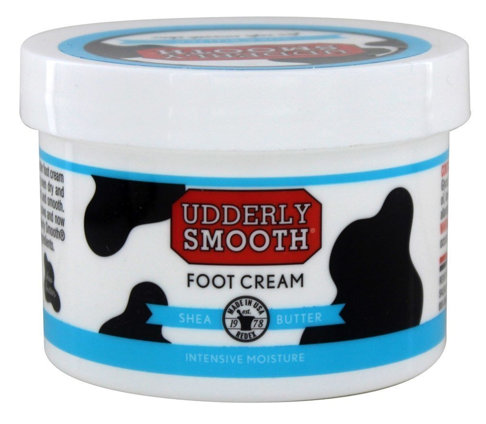 Udderly Smooth crème pieds au beurre de karité dans son pot de 236 ml.