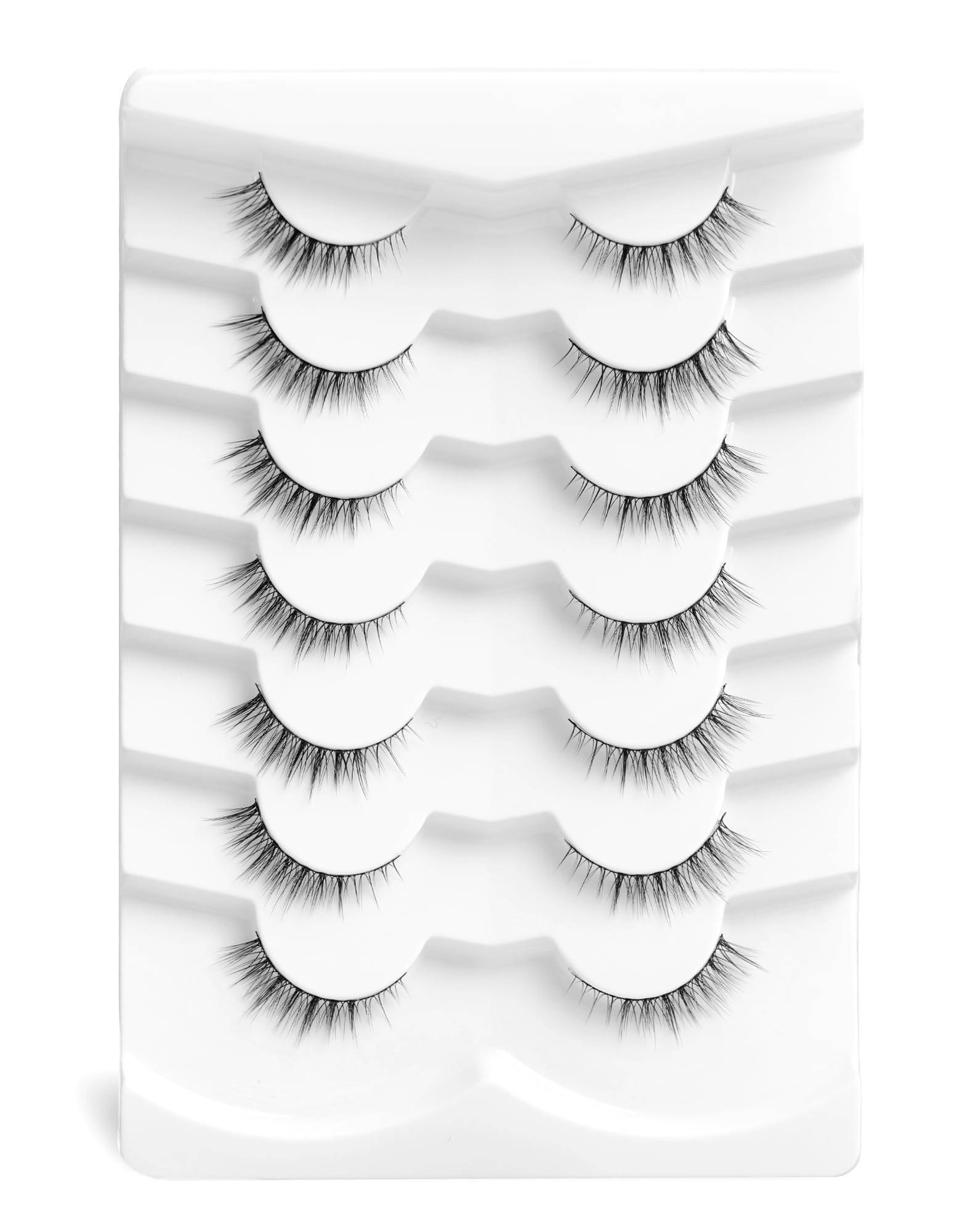 Ukrizi Cils Effet Plume 10mm pour un regard léger.