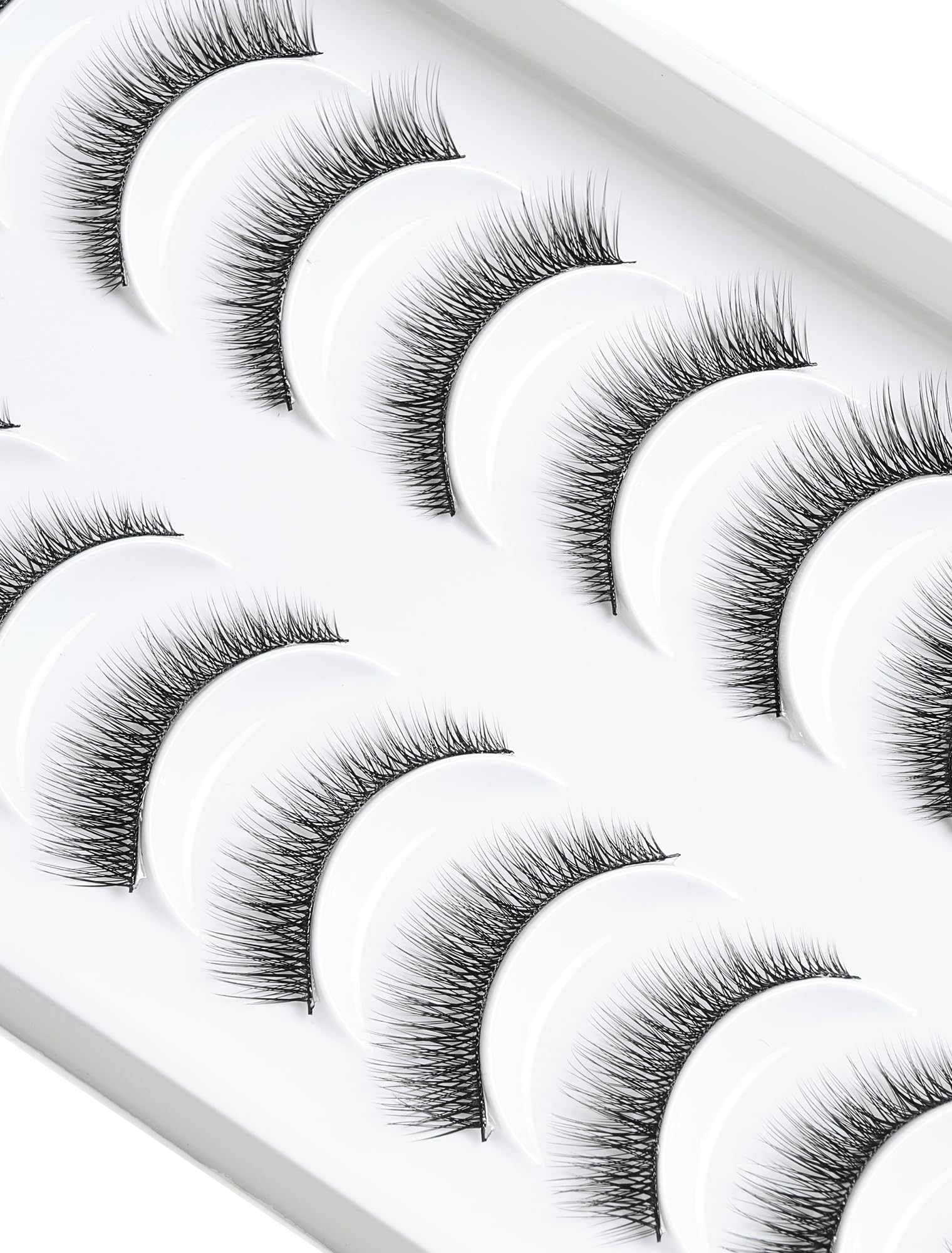 Cils Ukrizi, emballage bleuet pratique et présentation soignée.