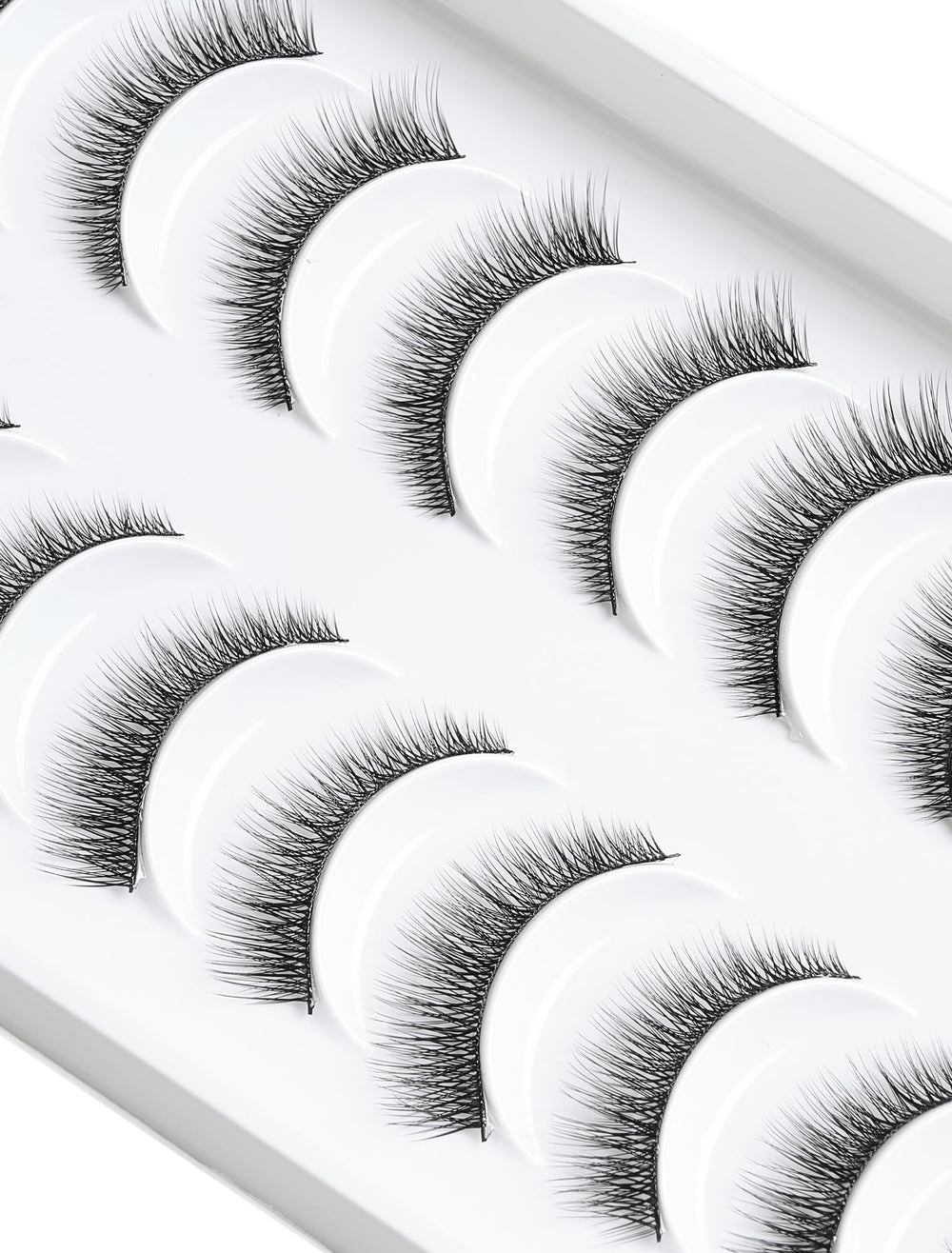 Cils Ukrizi, emballage bleuet pratique et présentation soignée.