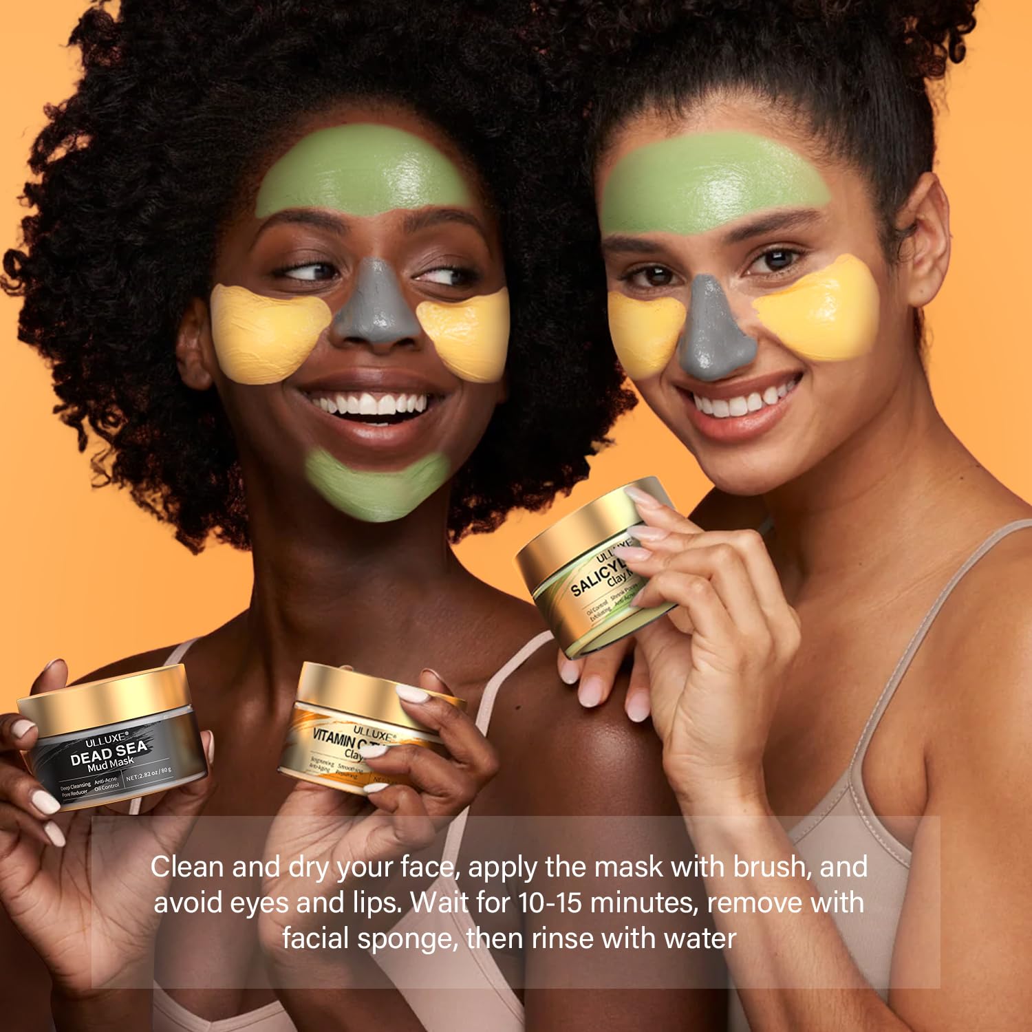 Brosse et éponge ulluxe facilitant l'application du masque en douceur.