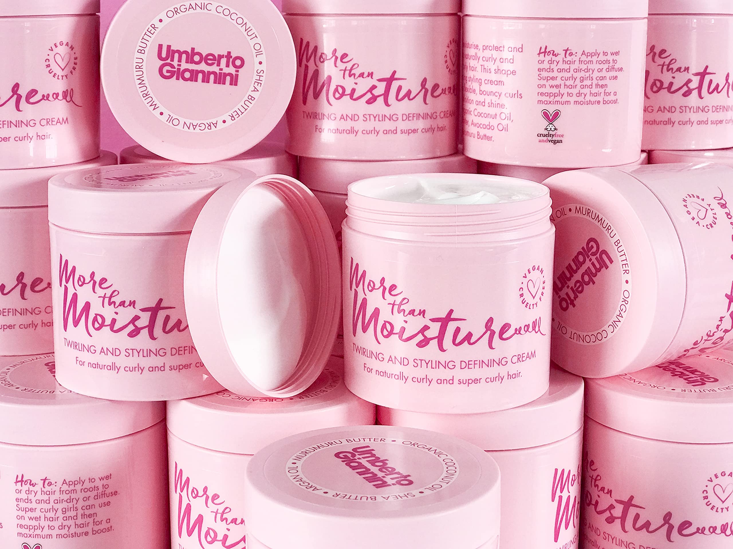 Umberto Giannini Crème Hydratante — routine quotidienne pour boucles naturelles.