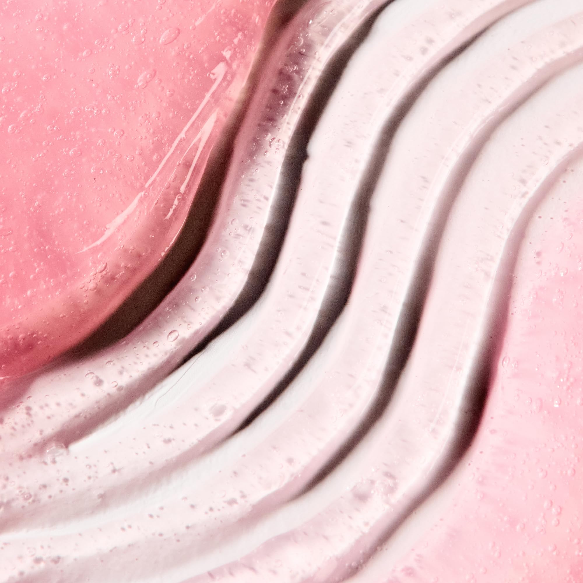 Umberto Giannini Gel Définisseur Boucles, application facile pour contrôler les boucles avec douceur.