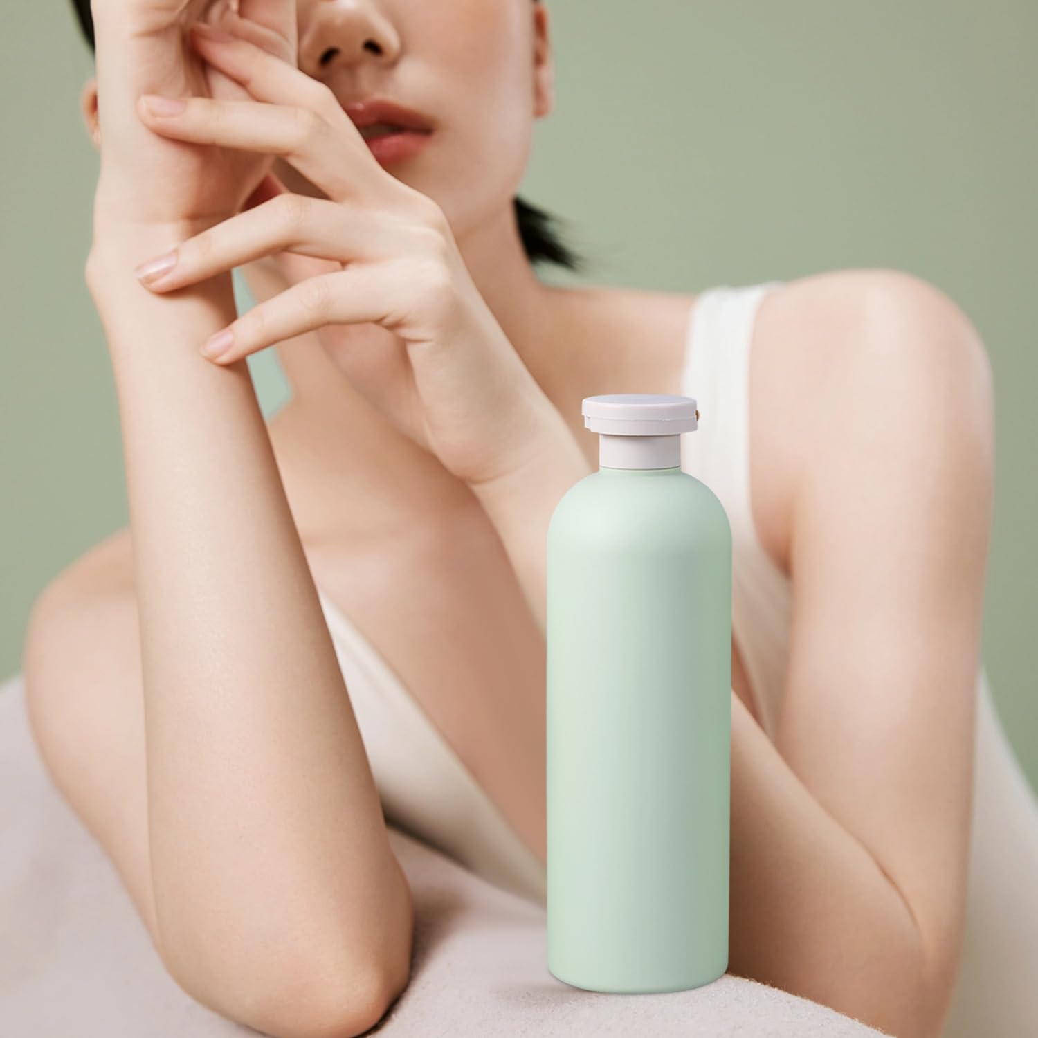 UMETASS bouteille verte avec capuchon basculant, légère et durable pour le trajet.