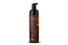 Soul Bounce Mousse lutte contre les frisottis pour un fini lisse.