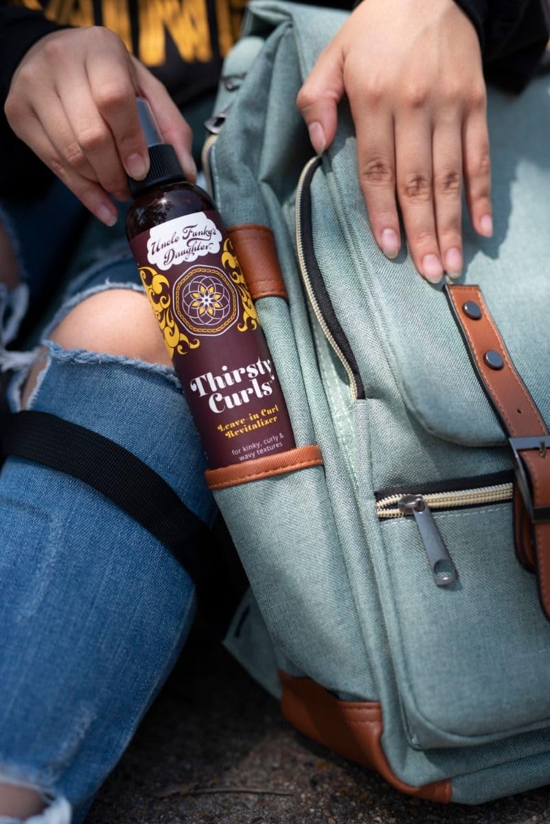 Uncle Funky's Daughter Thirsty Curls Leave-In, lait de coco nourrissant pour les cheveux.