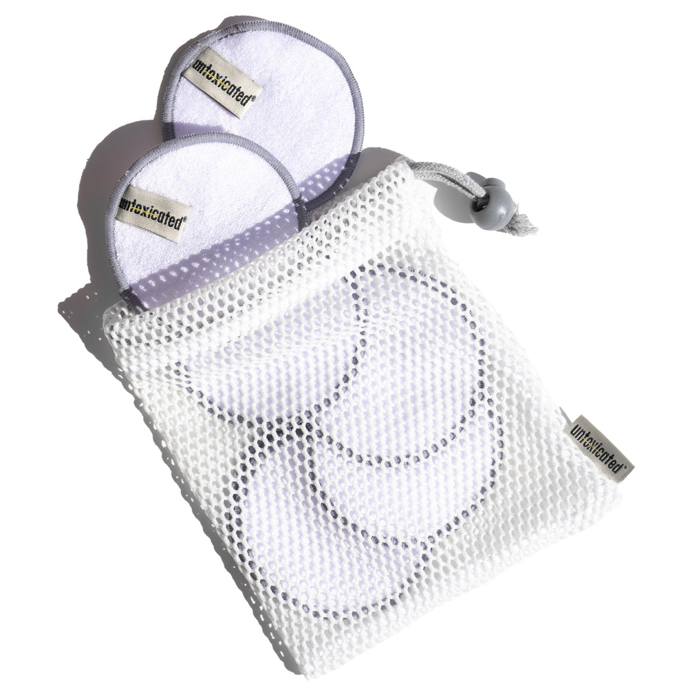 Untoxicated disques nettoyage bambou double couche, démaquillent en douceur tout en respectant la peau sensible.