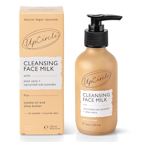 UPCIRCLE Lait nettoyant: texture crème qui se transforme en lait pour une sensation agréable.