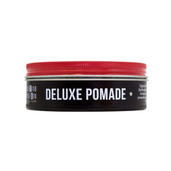 Uppercut Deluxe Pomade : fixation ferme sans rigidité, parfaite pour styles classiques.