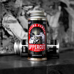 UPPERCUT DELUXE tenue-flexible : tenue légère et facile à retravailler.