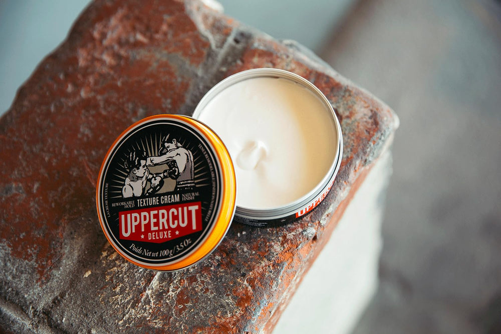 Uppercut Deluxe Texture Cream utilisation quotidienne adaptée à tous types de cheveux.