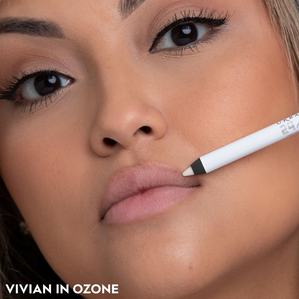 Urban Decay 24/7 Glide-On huile de jojoba pour nourrir les lèvres.