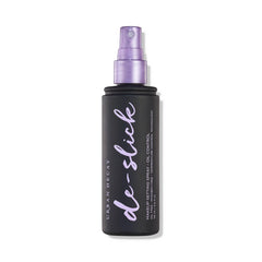 URBAN DECAY De-Slick spray matifiant visage, réduit l’huile durablement.