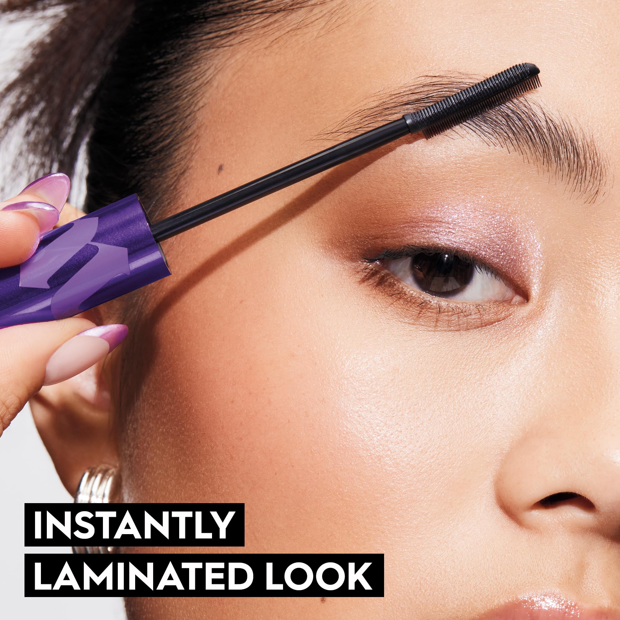 URBAN DECAY Slick Day Clear Brow Gel jusqu-a-24-heures de fixation.
