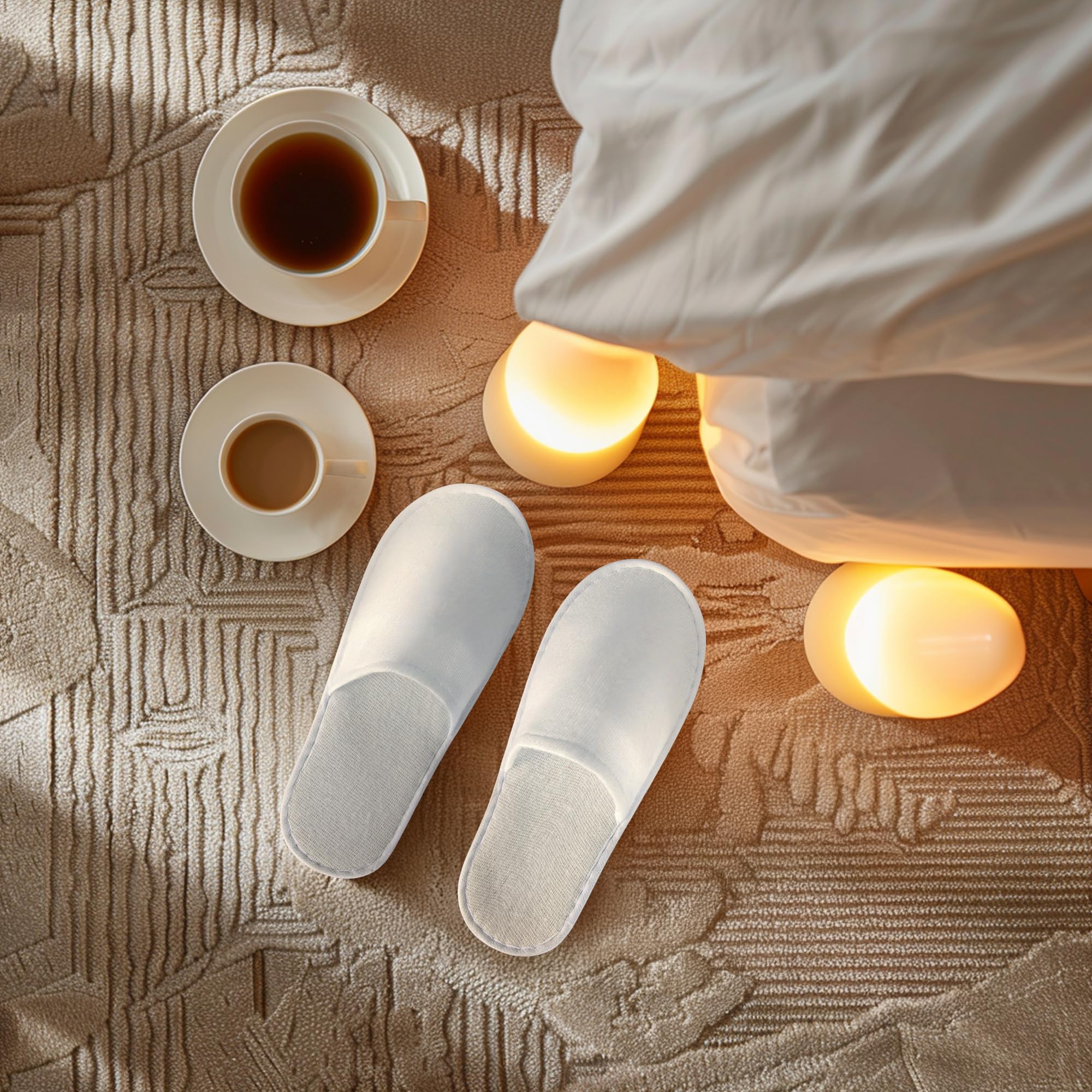 UrbanRoots chaussons hôtes design blanc, élégants et pratiques pour salons, hôtels et voyages