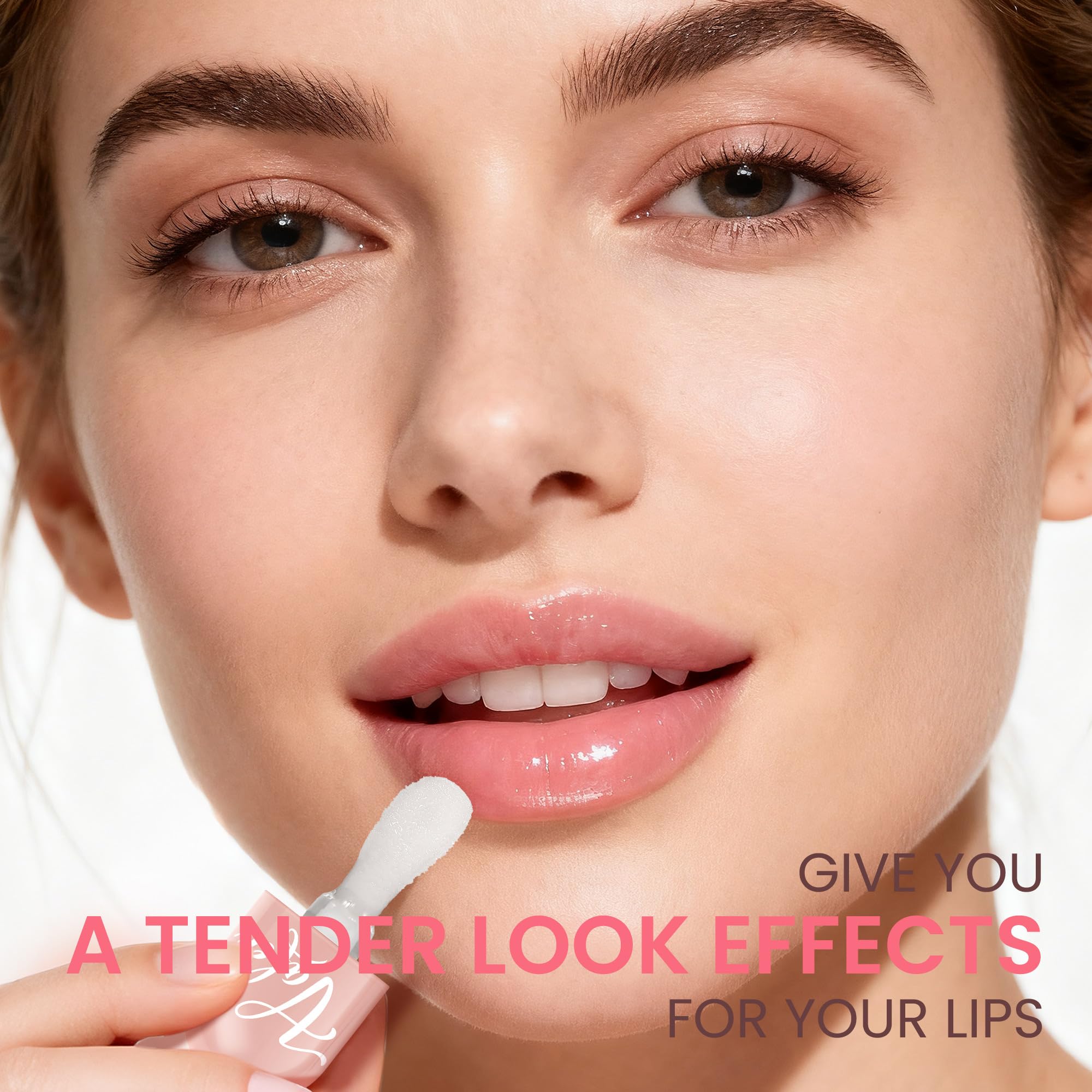 Vafee Lip Plumper enrichi en peptides et hyaluronique pour nourrir les lèvres.