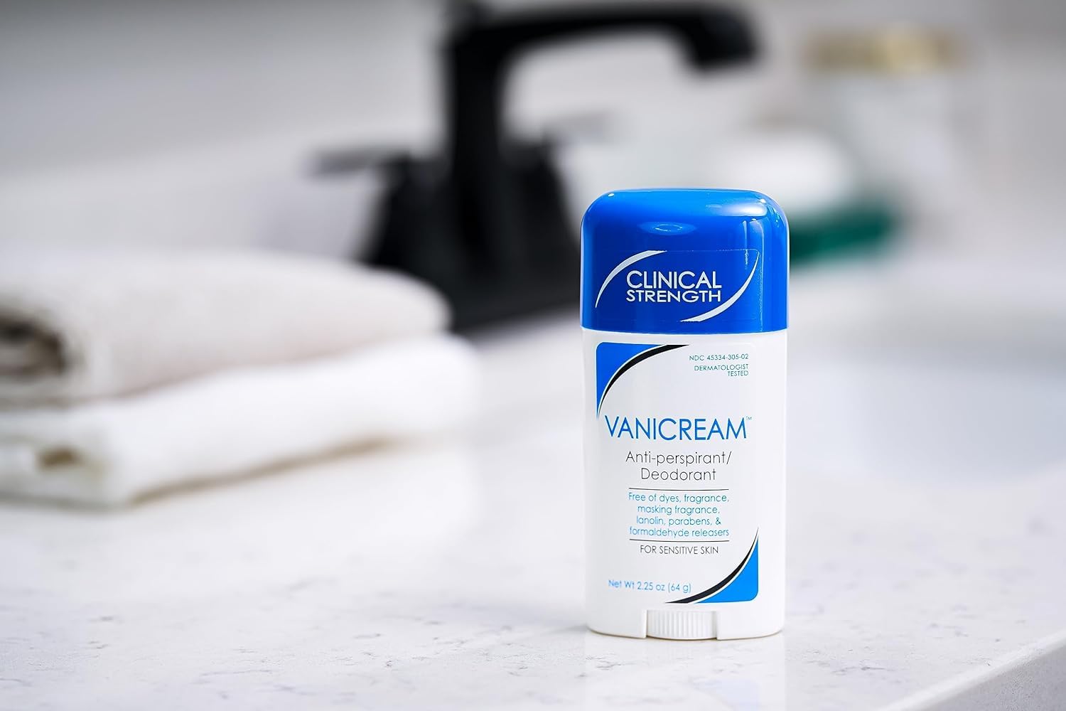 Vanicream glide-on application demonstrates smooth, residue-free feel.