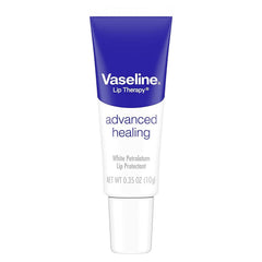 Texture riche de Vaseline Lip Therapy pour lèvres douces et nourries.