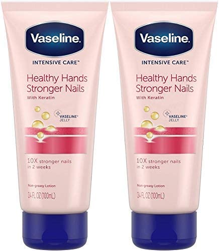 Texture lotion sans-gras de Vaseline pour mains et ongles.