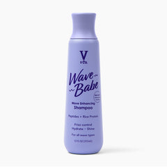 V&CO Wave Babe Shampoing ondulé en flacon, hydratation légère et définition des vagues.