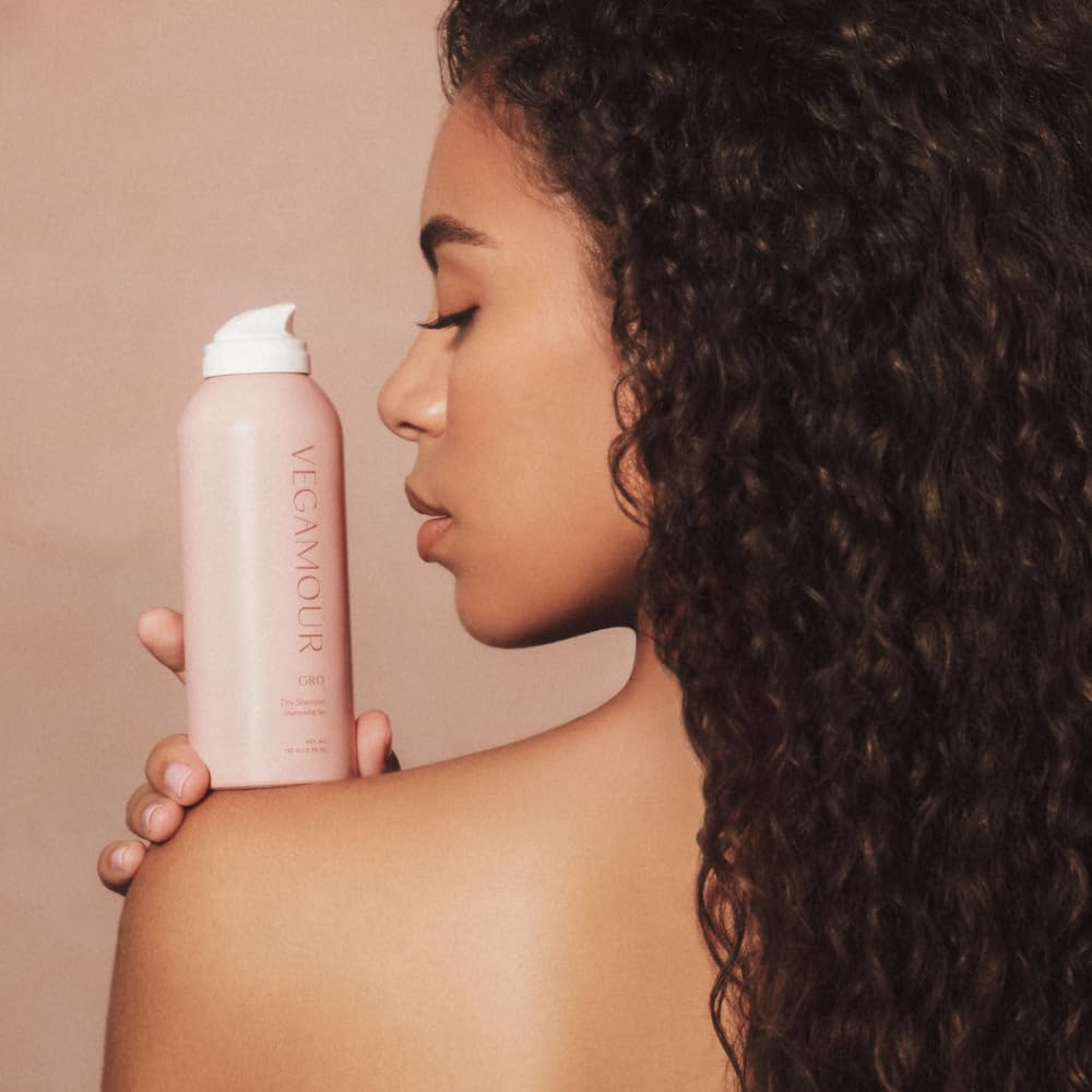 VEGAMOUR GRO Shampoing sec: ingrédients véganes pour routine éthique
