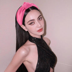 VELSCRUN bandeau satin rouge vif, ajout chic et pratique cheveux hors du visage.