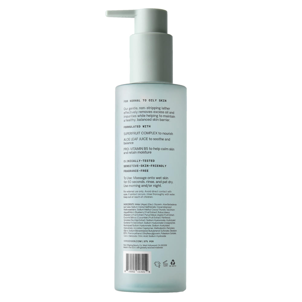 Après utilisation, Versed Puriste laisse la peau lisse et prête pour les soins.