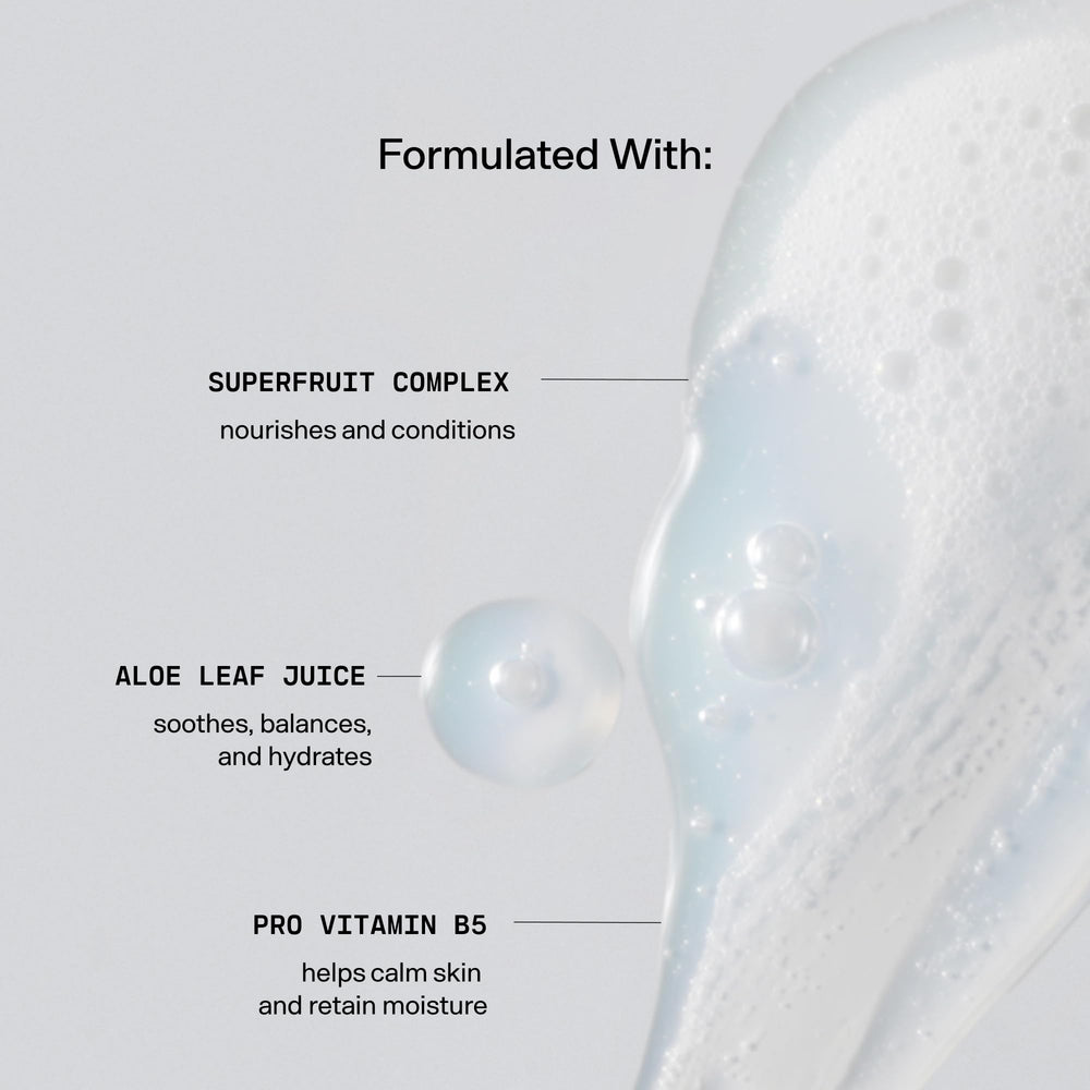 Pro Vitamin B5 dans Versed Puriste prépare et lubrifie la peau pour les soins.