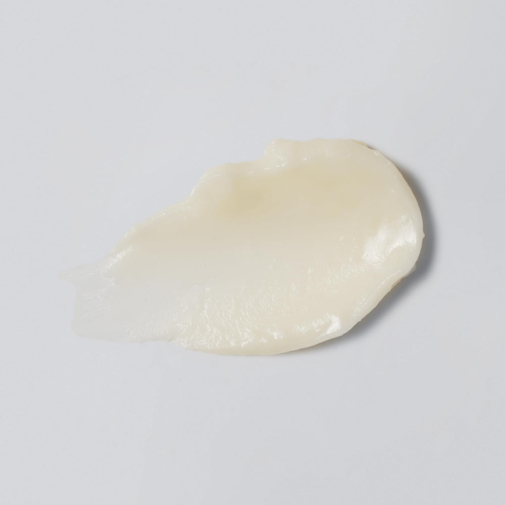 Versed Smooth Landing, application yeux, massage doux pour confort et hydratation.