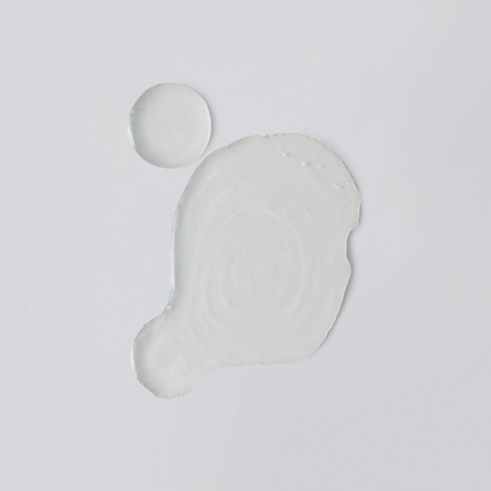 Versed texture lait crèmeux pour hydratation légère et apaisante.