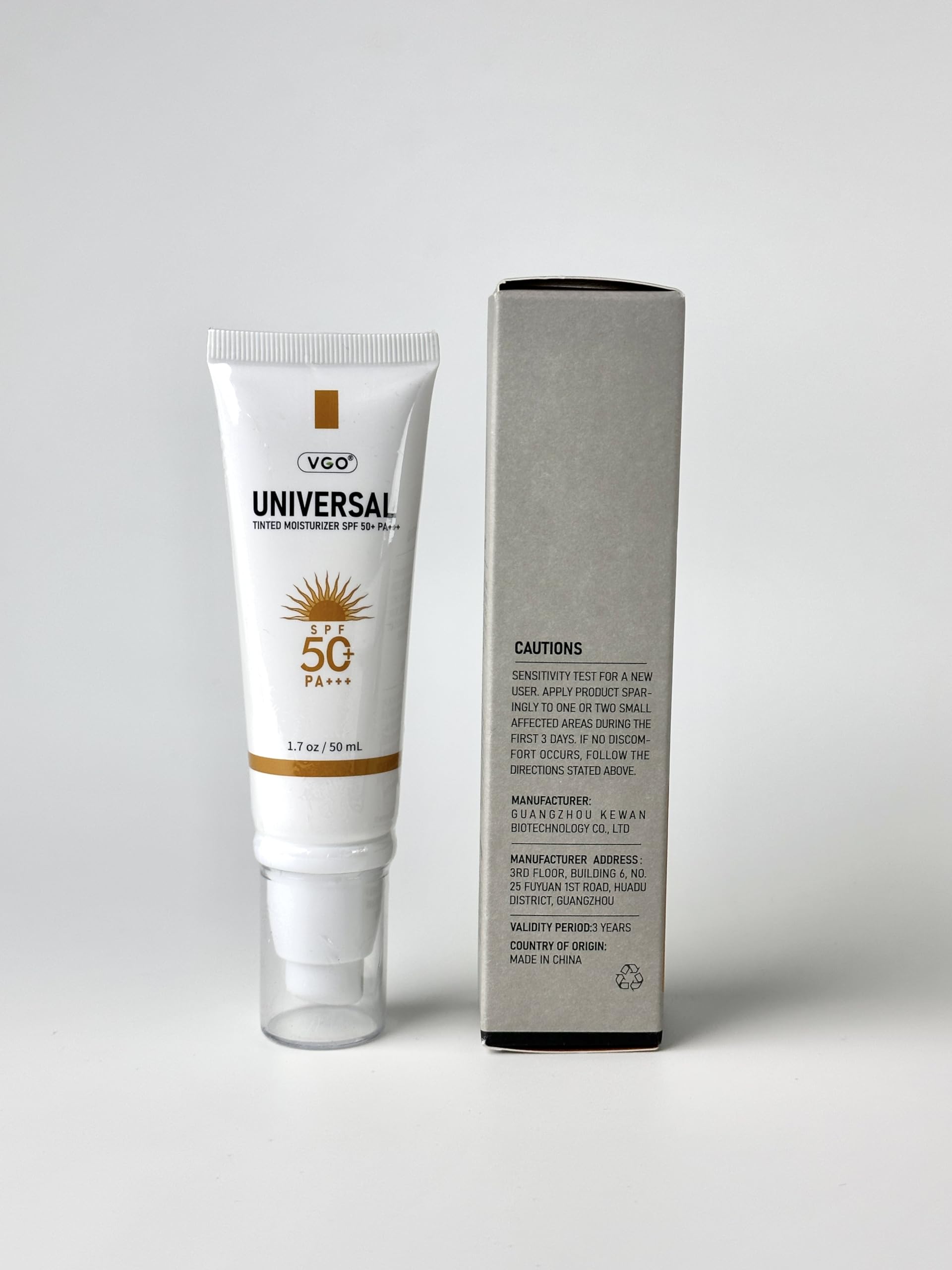 Protection UV complète contre UVA et UVB pour le visage.