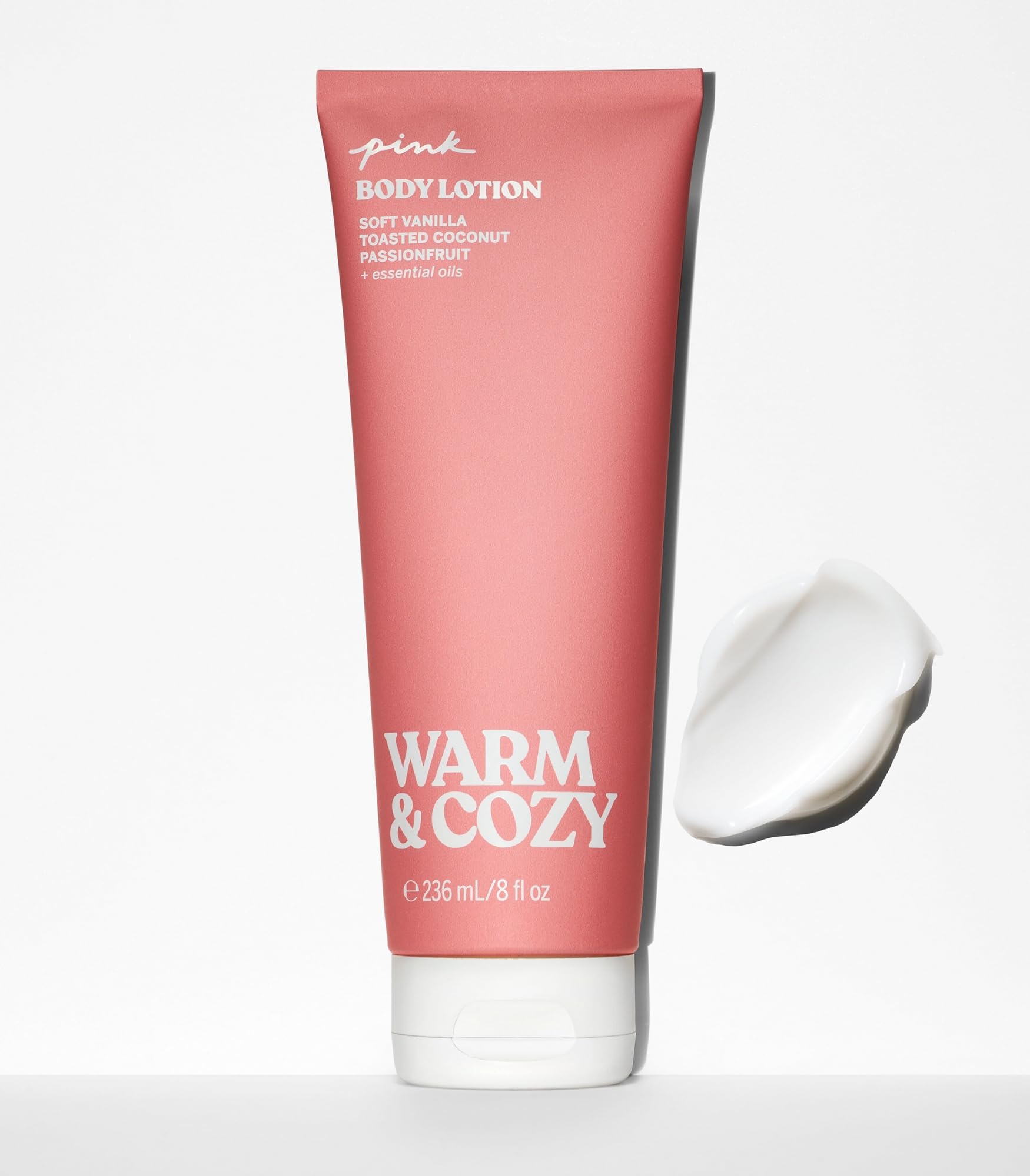 Victoria's Secret PINK Warm & Cozy: texture crèmeuse prête à l'hydratation rapide.