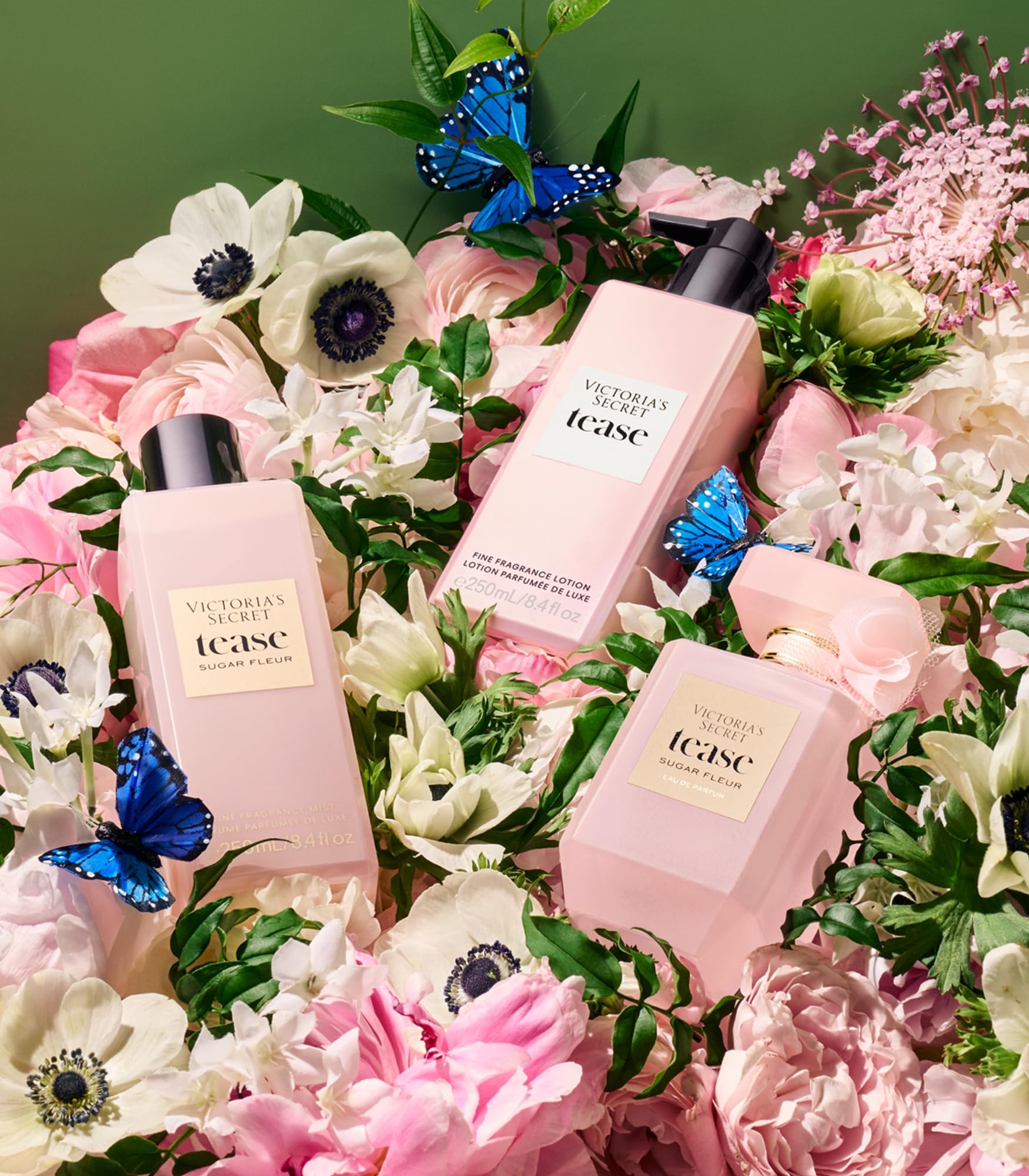 Victoria's Secret Tease Sugar Fleur – Notes pomme et pétales pour un plaisir olfactif raffiné.