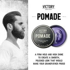 Victory Pomade application-avec-peigne: coiffage précis et contrôle prolongé.