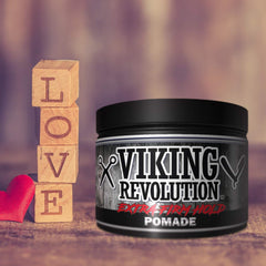 Pommade Viking Revolution Extreme Hold – facilité d’application pour un style net