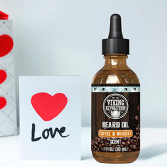 Goutte d'huile Barbe Café Whisky Viking Revolution, application précise et texture plus lisse.