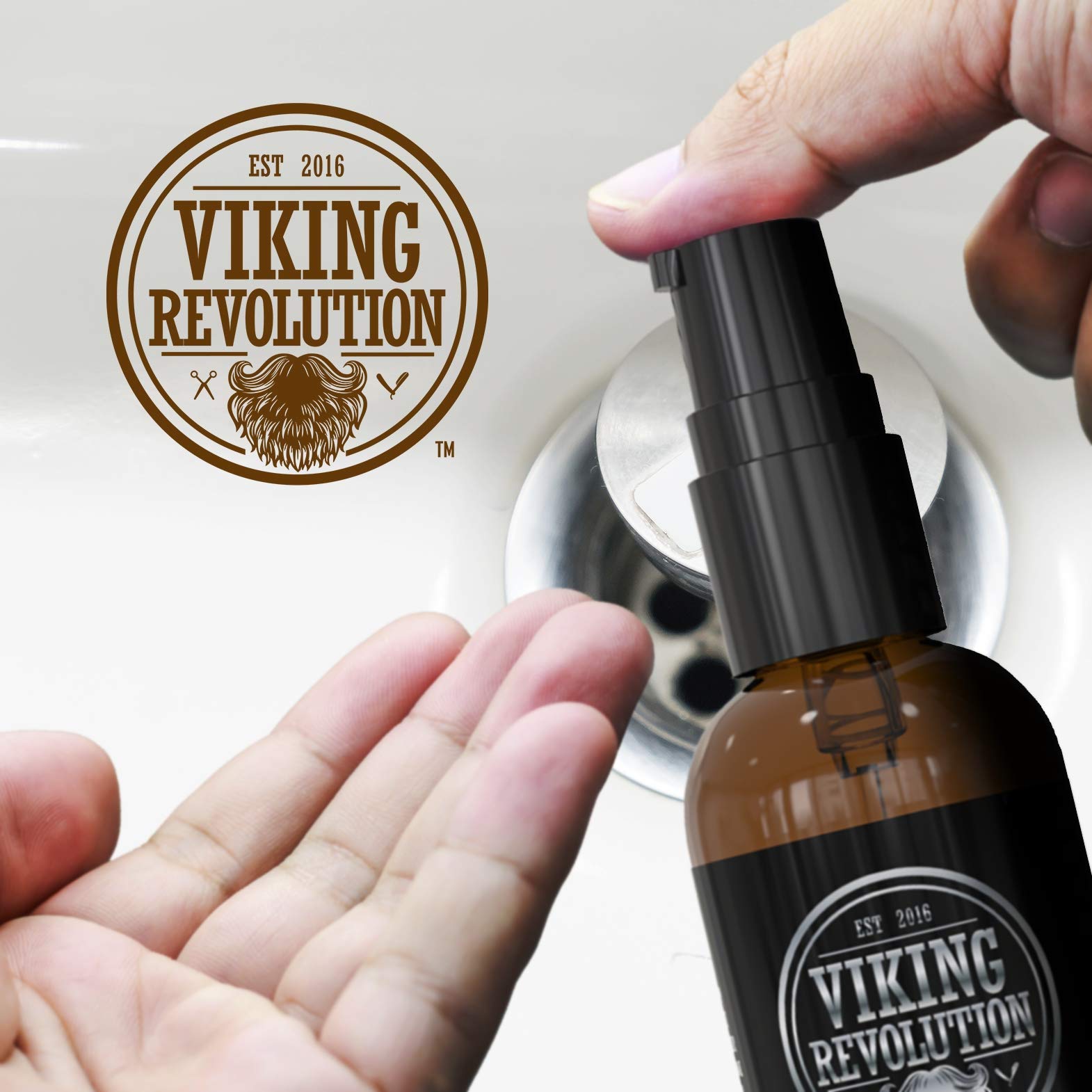 Utilisation quotidienne de l'huile pré-rasage Viking Revolution avant le rasage