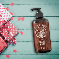 Ingrédients naturels argan et jojoba présents dans la formule du shampooing Viking Revolution.