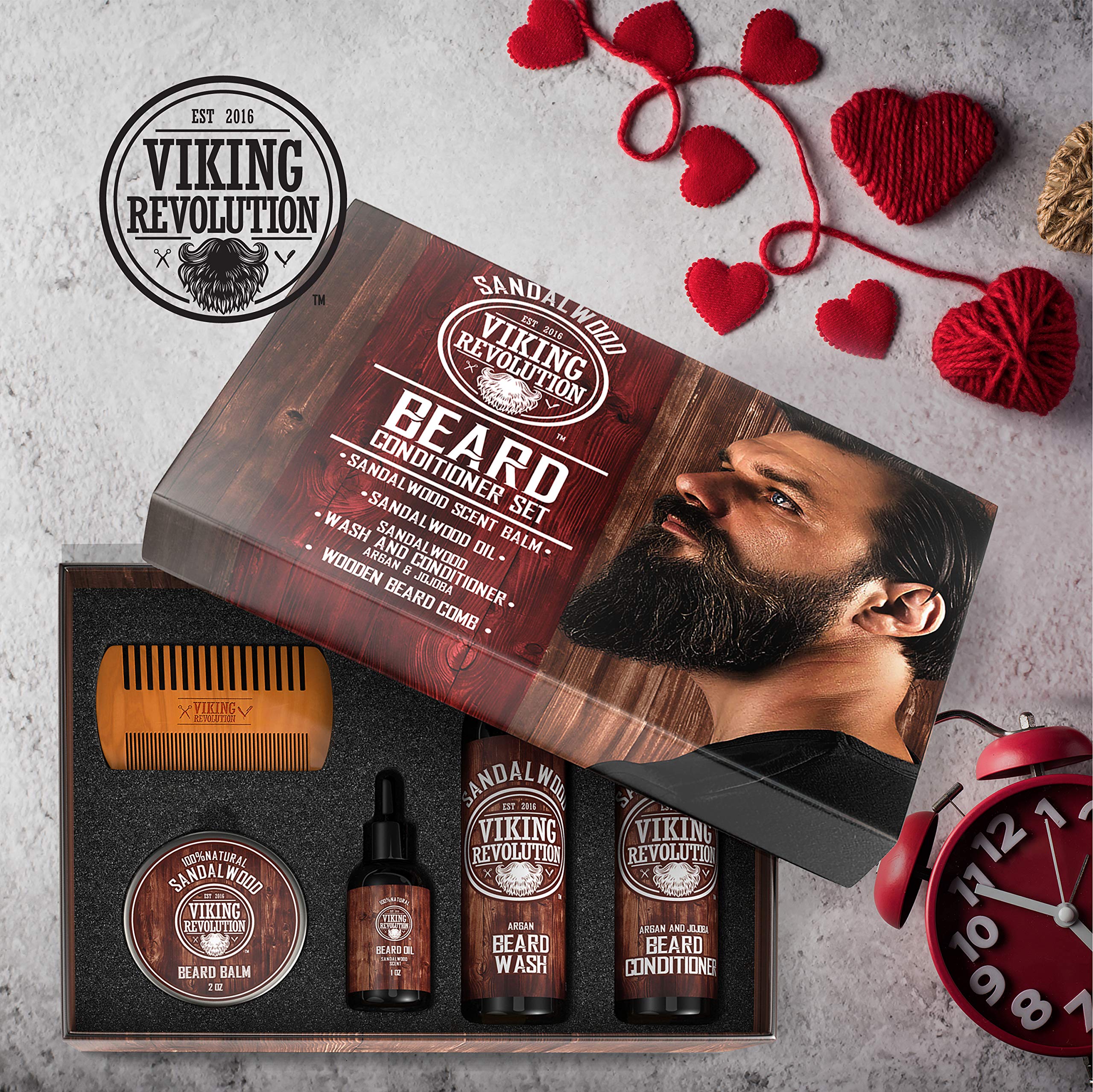 Flacon de lavage barbe Sandalwood de Viking Revolution, nettoyage en douceur.
