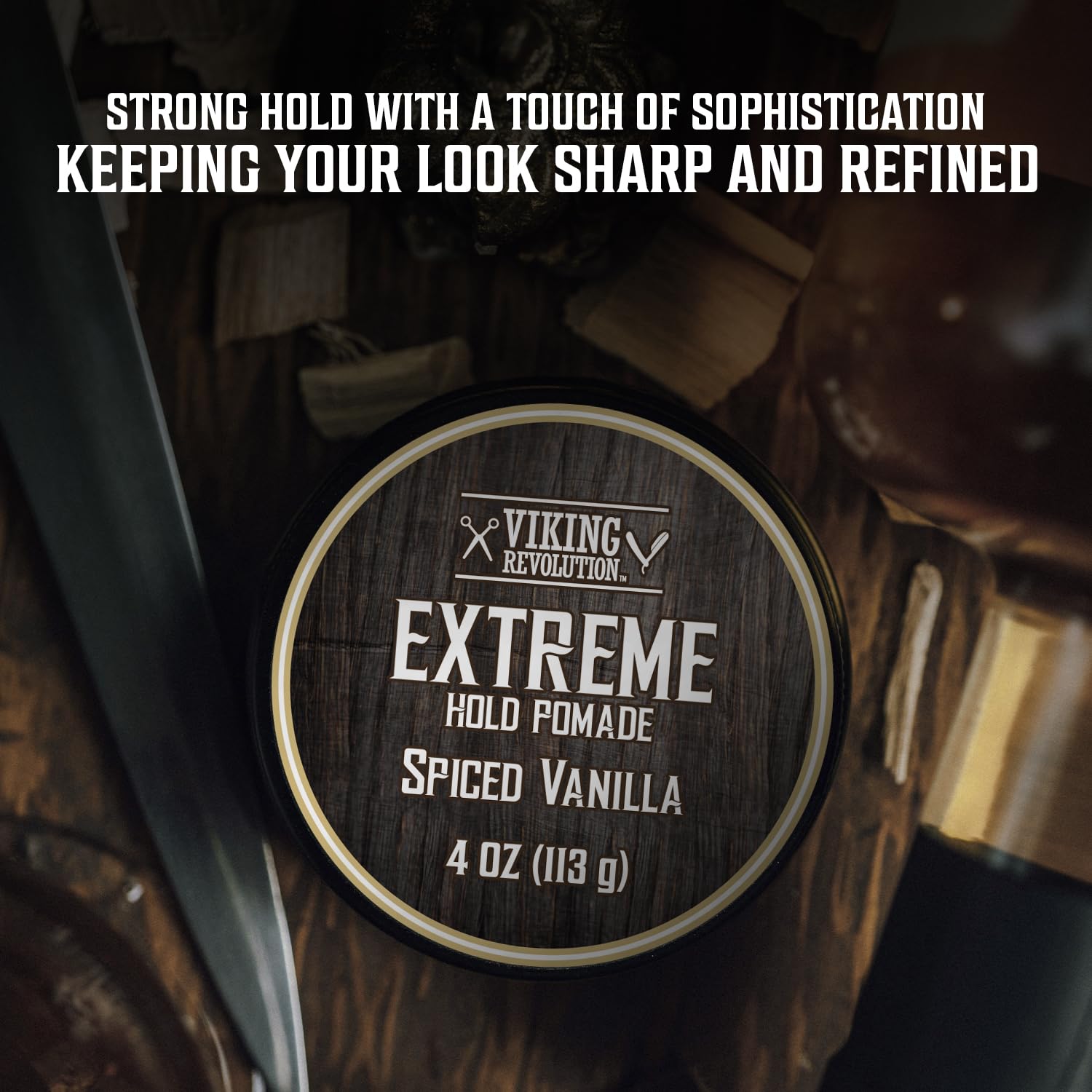 Viking Revolution Pomade Vanille Épicée — fixation durable pour styles texturés.