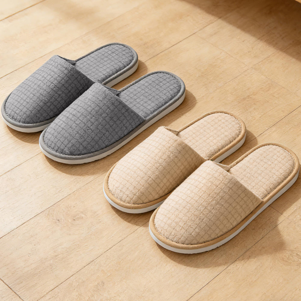 Chaussons gris taille L Vipay, semelle antidérapante pour salle de bains.