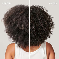Conditionneur Virtue Curl, boucles définies sans peser après l’application.
