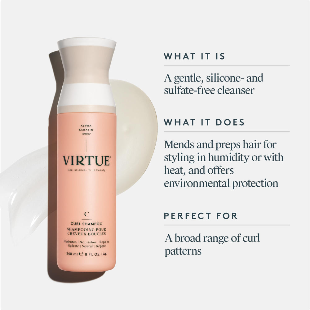 Texture mousse luxueuse de VIRTUE Curl Jojoba pour démêler les boucles.