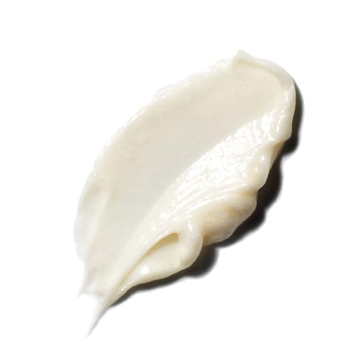 Texture crème du conditionneur prête au lissage.
