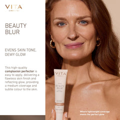 Texture légère Vita Liberata Beauty Blur sur flacon, effet sans brillance