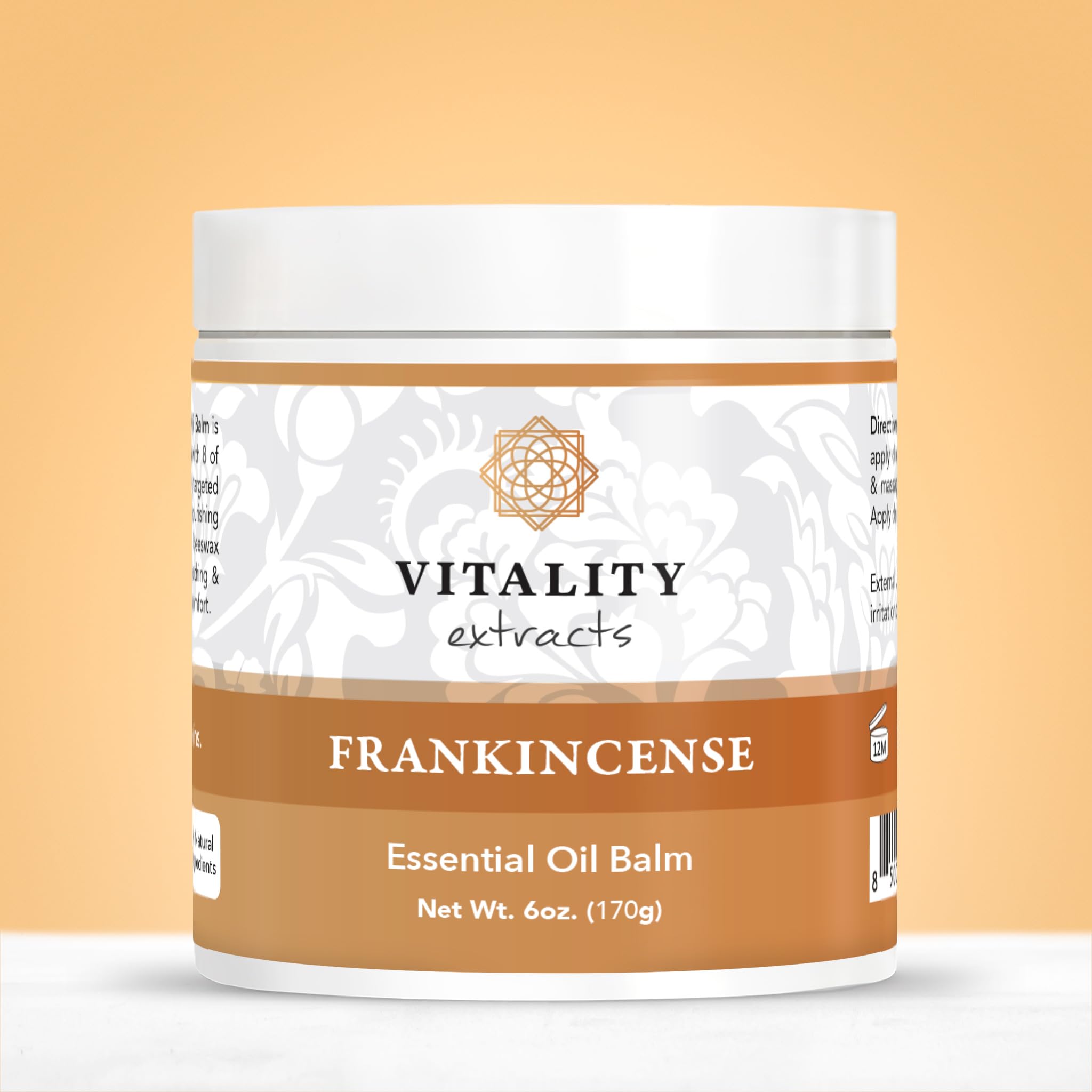Cadre naturel montrant le baume Vitality à l'encens dans un contexte naturel