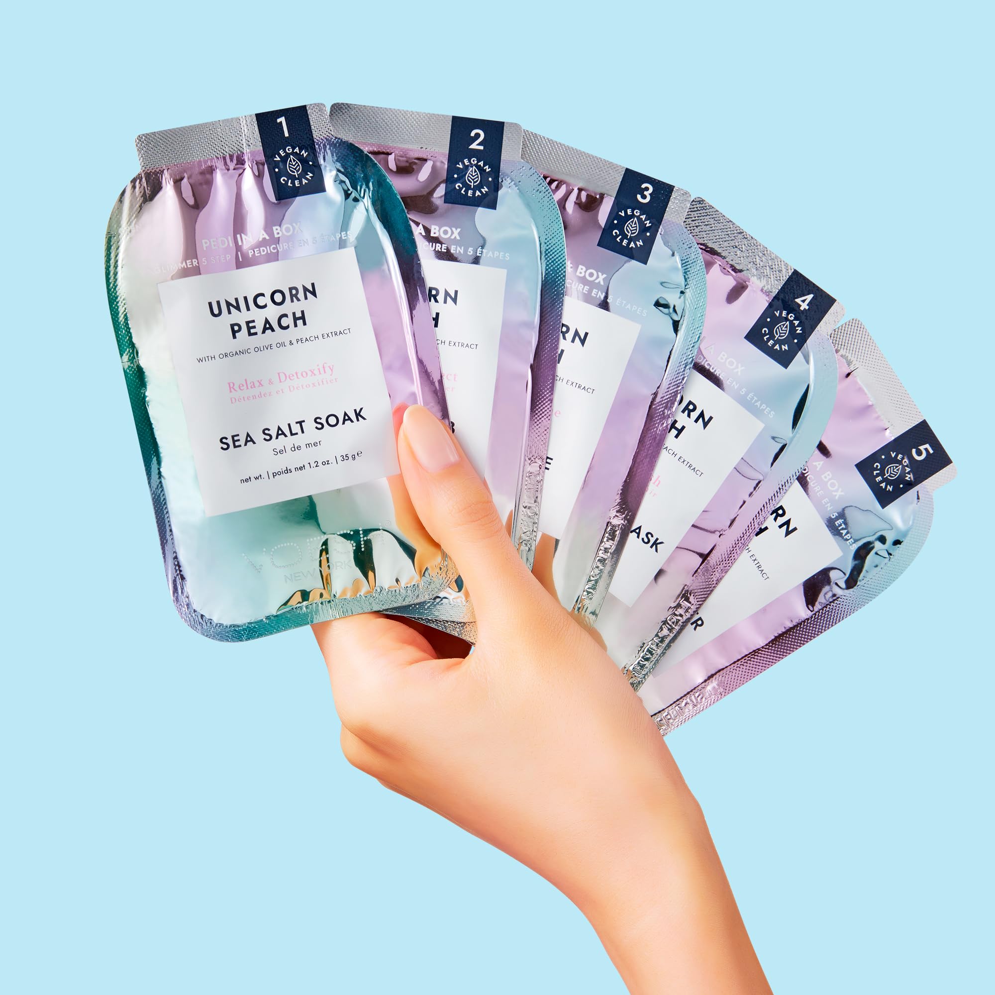 VOESH Glimmer, masque gel rafraîchissant pour une peau apaisée.